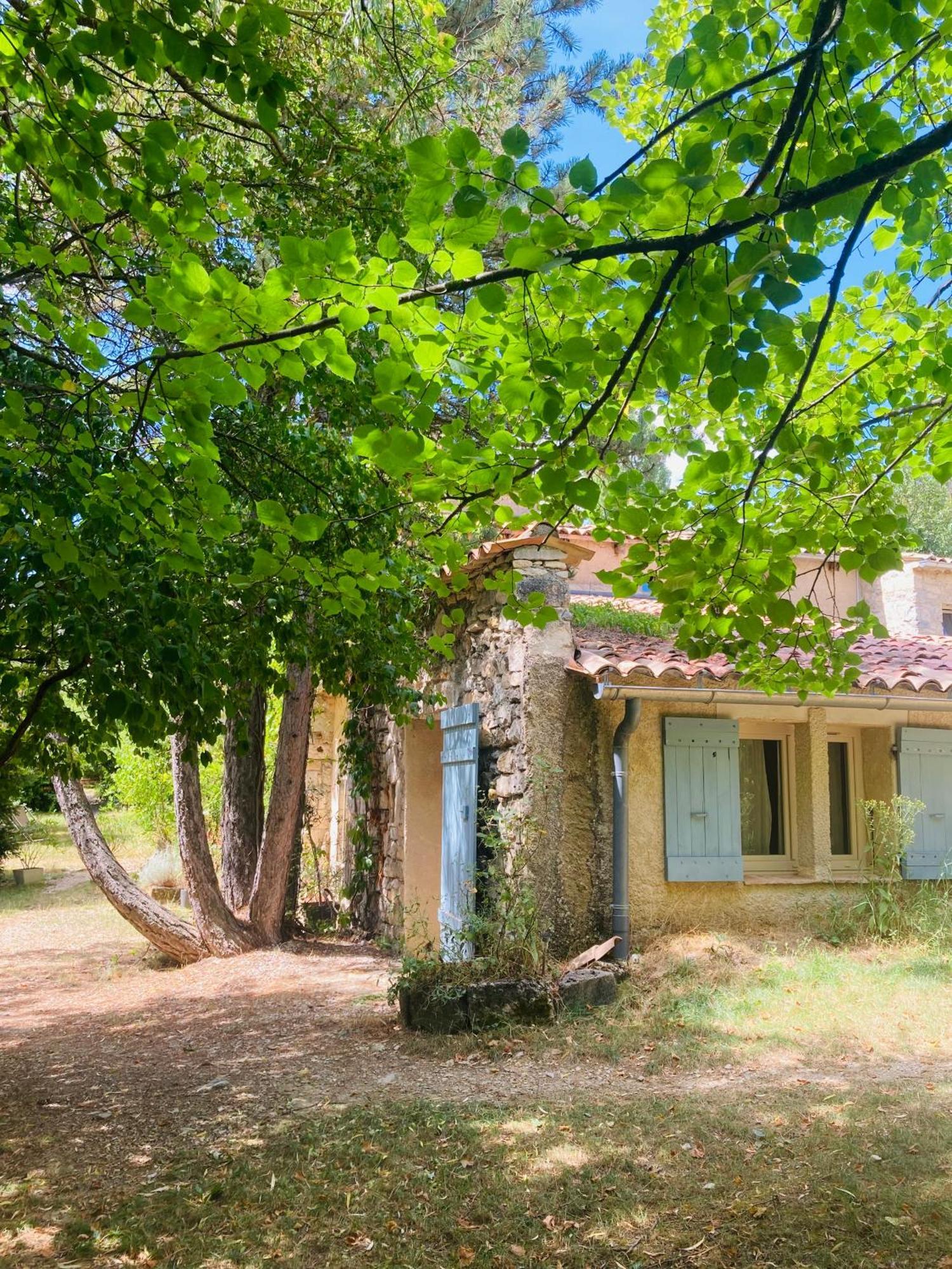 Le Moulin De La Viorne, Gite Avec Piscine Au Coeur De La Nature En Haute-Provence Les Omergues Exterior foto
